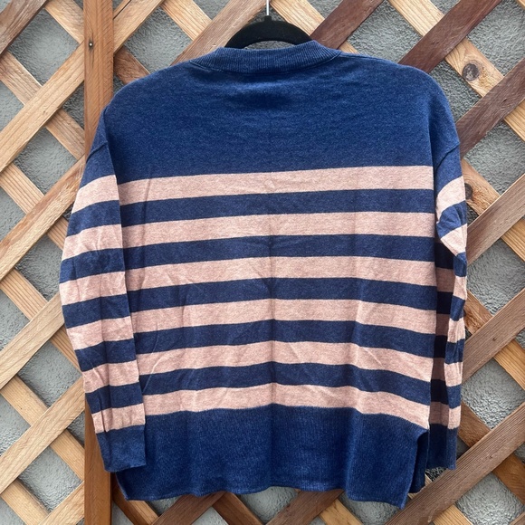 Madewell top\sweater - Picture 4 of 8